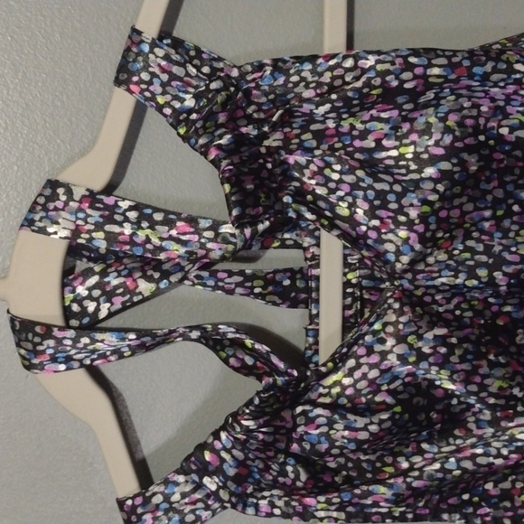 THE limited summer shirt multi-colored wrap around the neck sleeveless - Picture 3 of 10